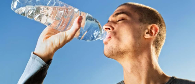 Manfaat Luar Biasa dari Banyak Minum Air Putih